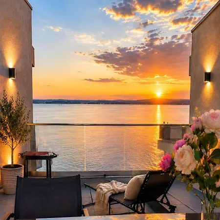 Penthouse Panoramic Sea And View Apartman *